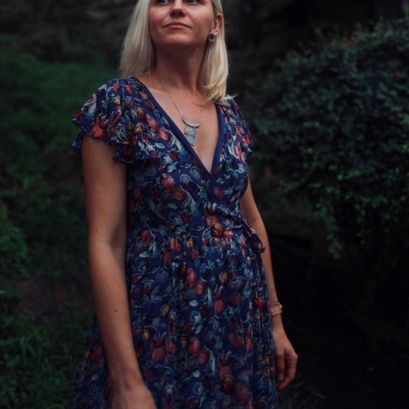 Moulinette Seours Silk Blue Floral Wrap Dress Anthropologie Excellent Size 0 - Picture 7 of 10